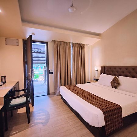 Regenta Mpg Club Mahabaleshwar Hotel Bagian luar foto