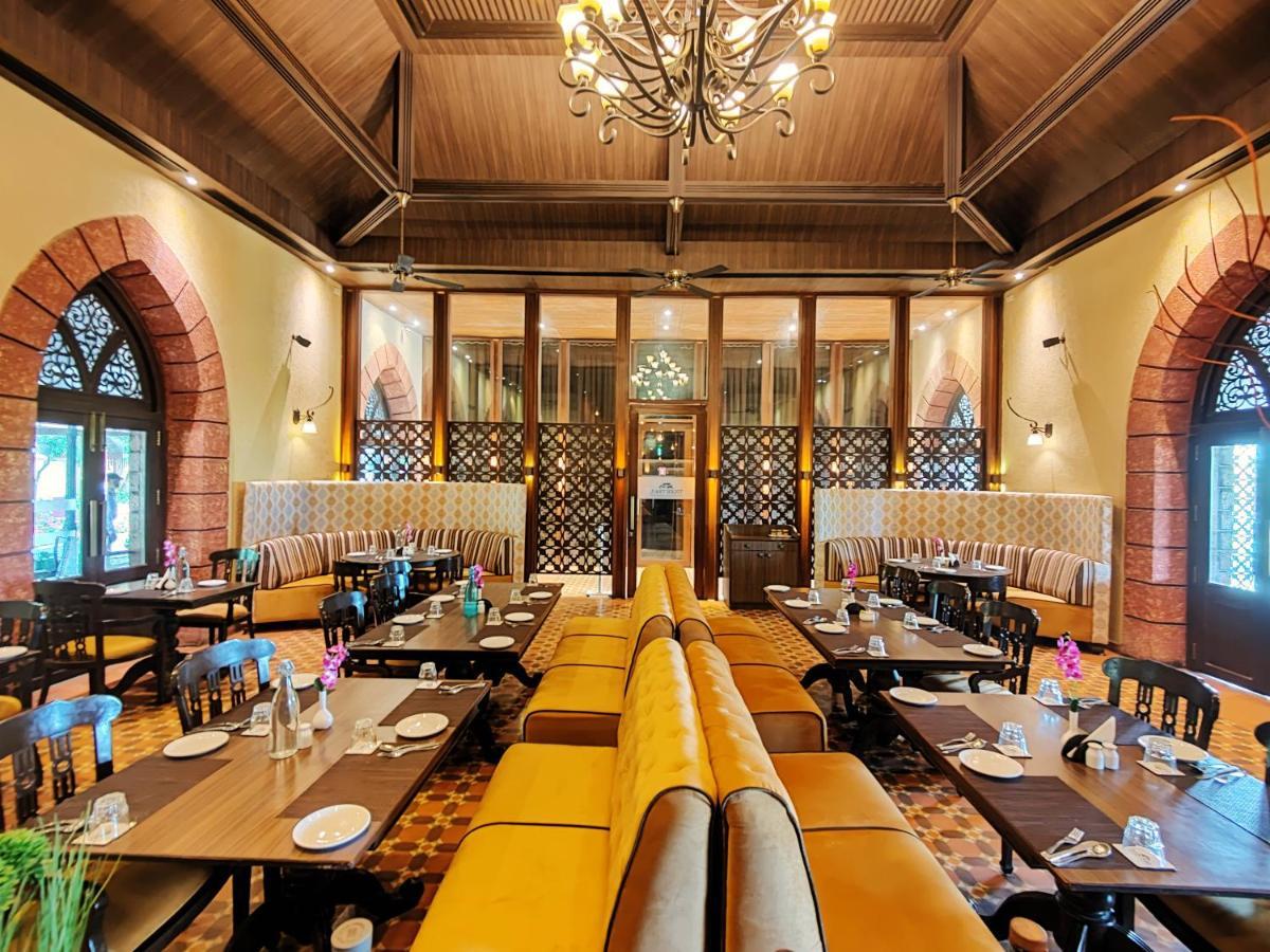 Regenta Mpg Club Mahabaleshwar Hotel Bagian luar foto